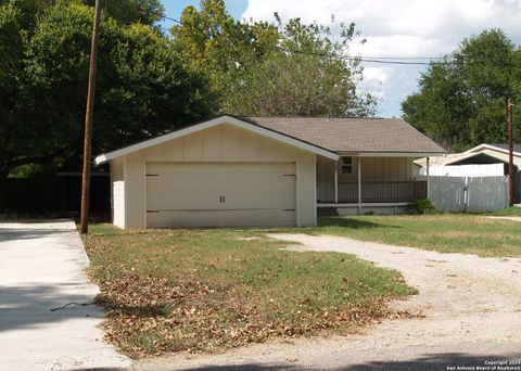 A home in McQueeney