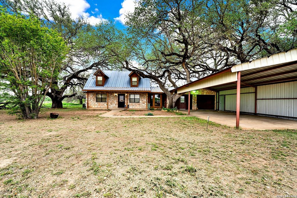 Photo of 360 HORTON RD, Poteet, TX 78065 (MLS # 1962921)