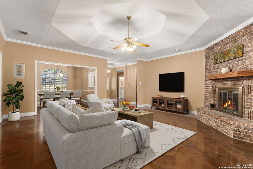 Photo of 313 Ridge Crest, Seguin, TX 78155 (MLS # 1929733)