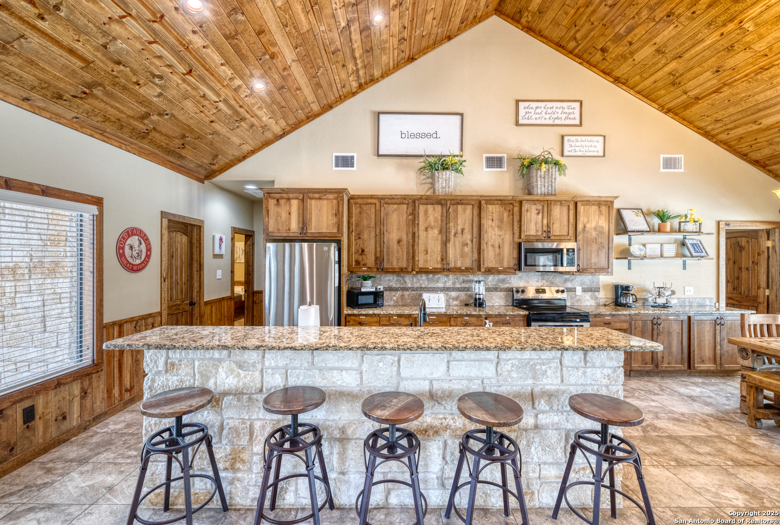 274 Mountain Laurel Ln