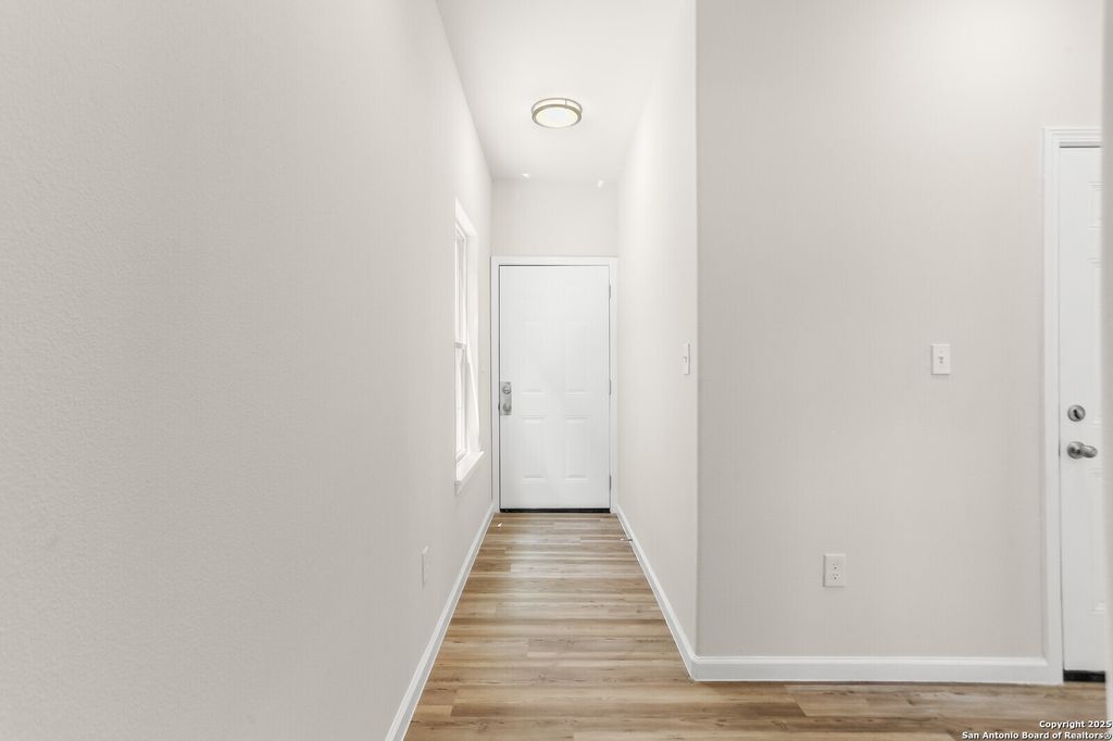 Photo of 1962 E Crockett, San Antonio, TX 78202 (MLS # 1929474)