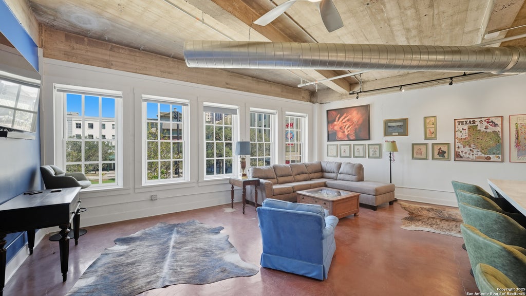 Photo of 222 Losoya St. 202 #202, San Antonio, TX 78205 (MLS # 2019980)
