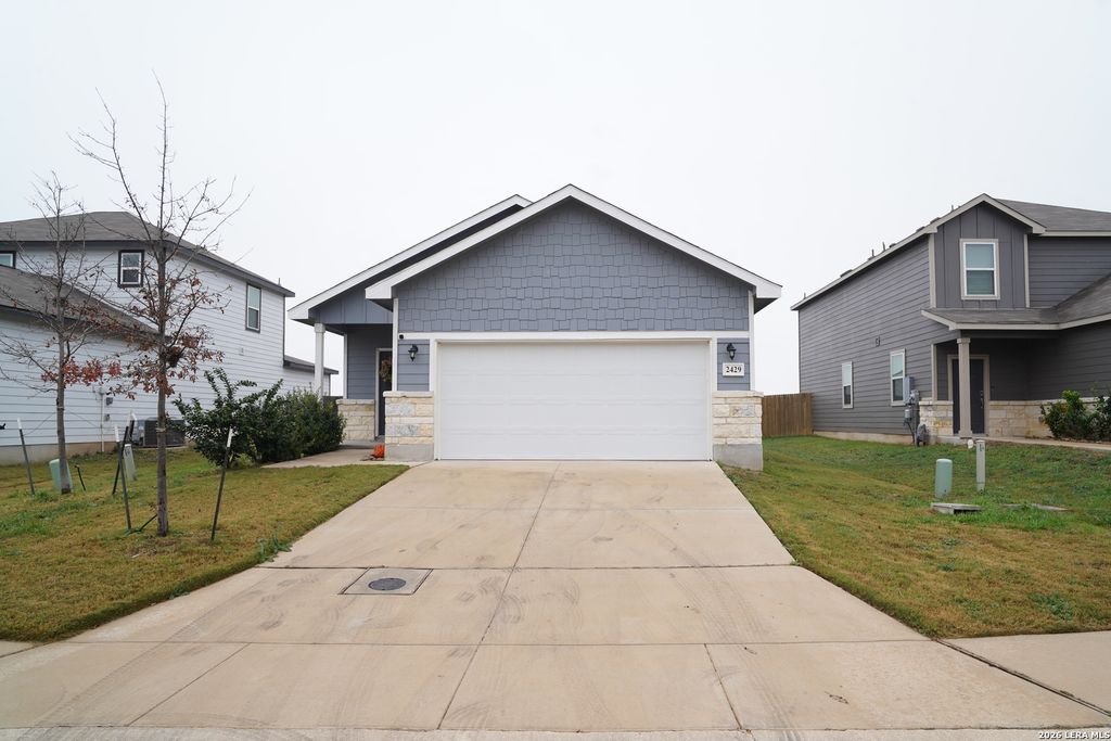 Photo of 2429 Dielman, Seguin, TX 78155 (MLS # 1938906)