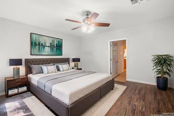 Single Family Residence at 428 W LULLWOOD AVE