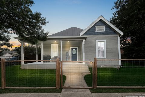 930 Hays San Antonio TX 78202