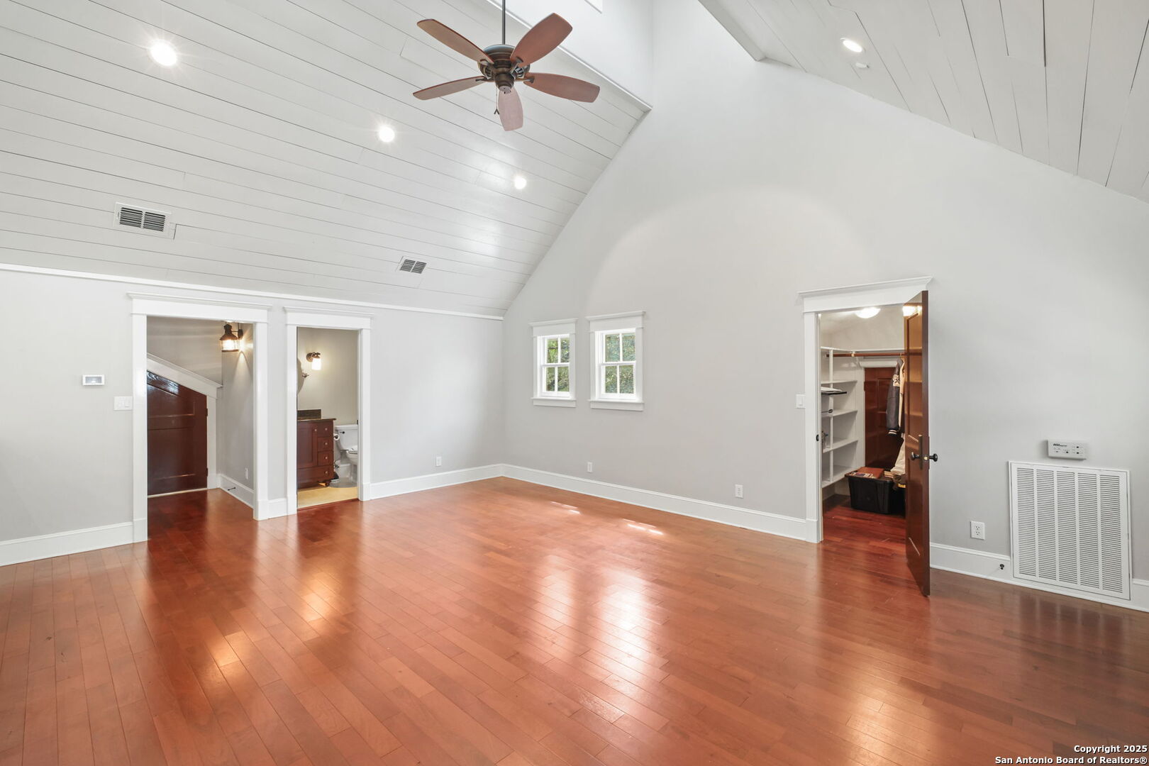 New Braunfels, Texas 78132, United States, 4 Bedrooms Bedrooms, ,5 BathroomsBathrooms,Residential,Active,189623