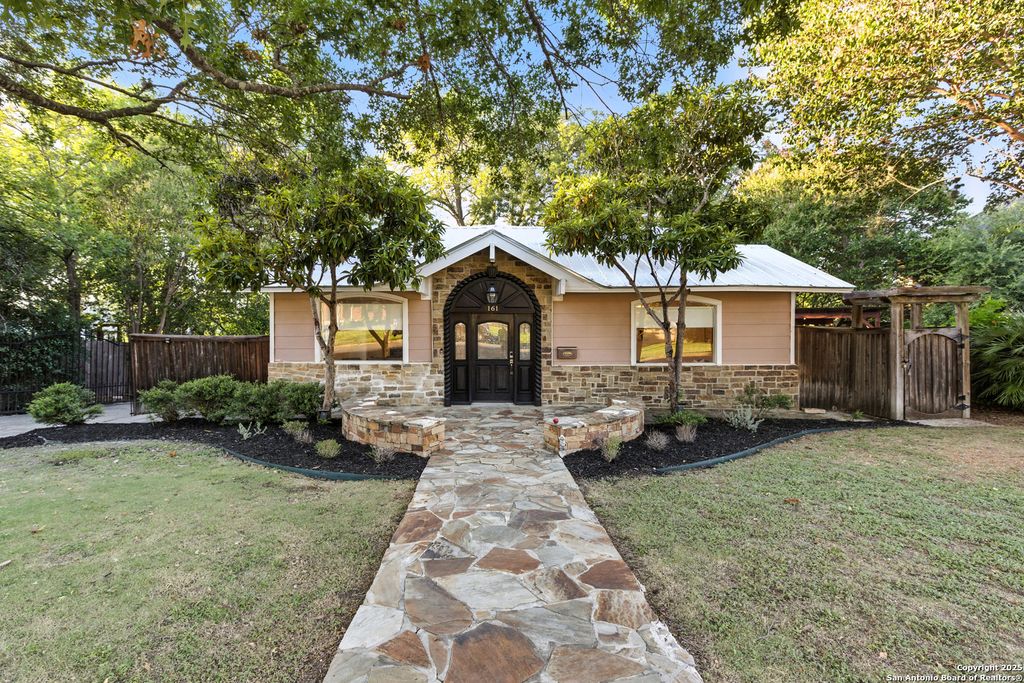 Photo of 161 Barilla, Alamo Heights, TX 78209 (MLS # 1884479)