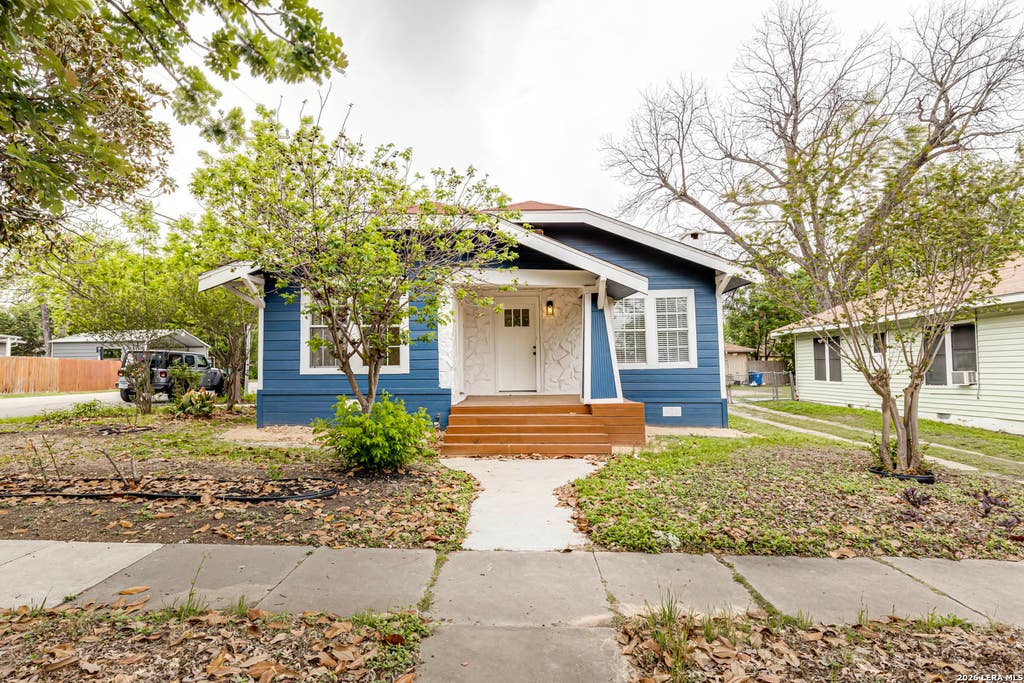 Photo of 1002 Fulton, San Antonio, TX 78201 (MLS # 2007612)
