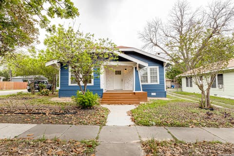 Photo of 1002 Fulton, San Antonio, TX 78201 (MLS # 2007612)