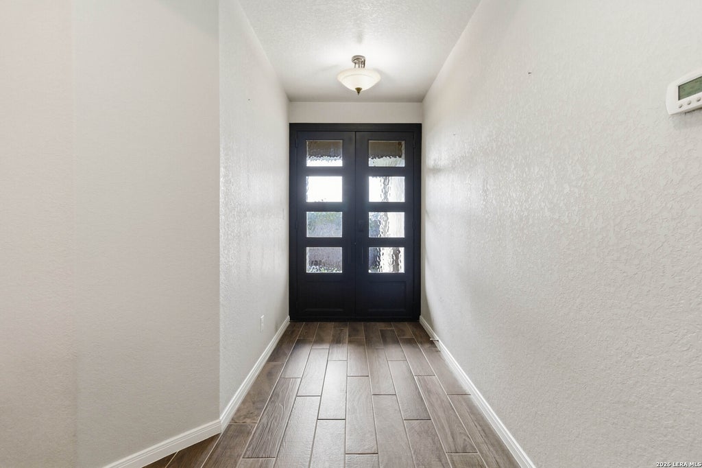 Photo of 570 Forest Crest, Canyon Lake, TX 78133 (MLS # 1947114)
