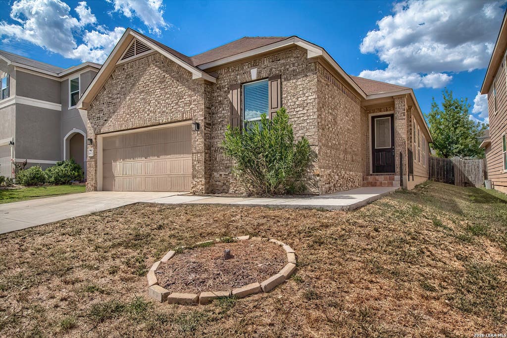 Photo of 9831 OVERLOOK CYN, San Antonio, TX 78245 (MLS # 2010737)