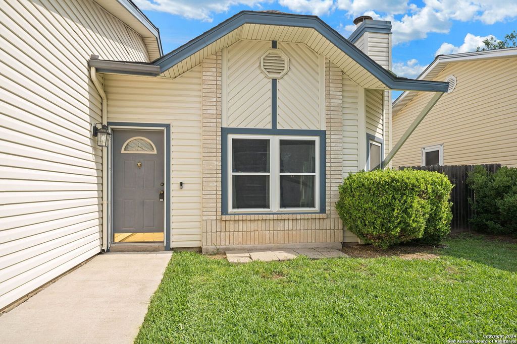 Photo of 9443 VALLEY WAY, San Antonio, TX 78250 (MLS # 1910150)