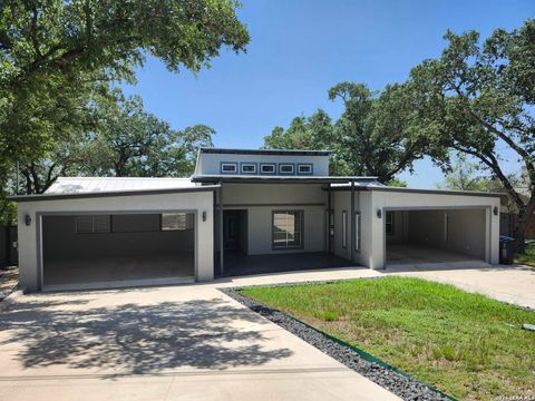 7418 Wild Eagle Rd San Antonio TX 78255