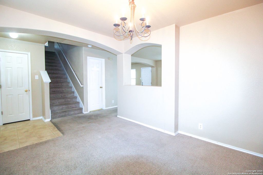 Photo of 126 HALLIE PASS, San Antonio, TX 78227 (MLS # 1926822)