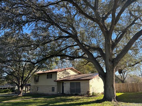 A home in Kenedy