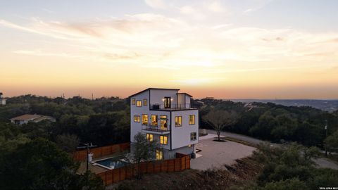 3140 Westview Dr Canyon Lake TX 78133