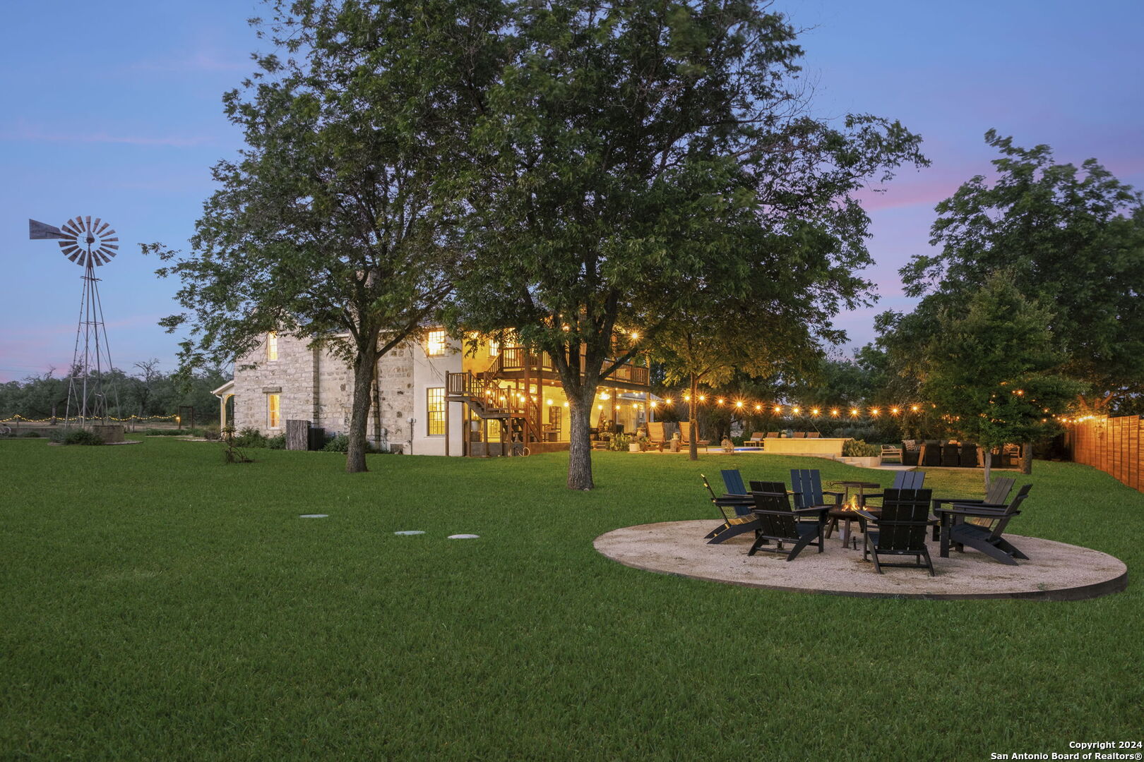 271 Smokehouse Rd