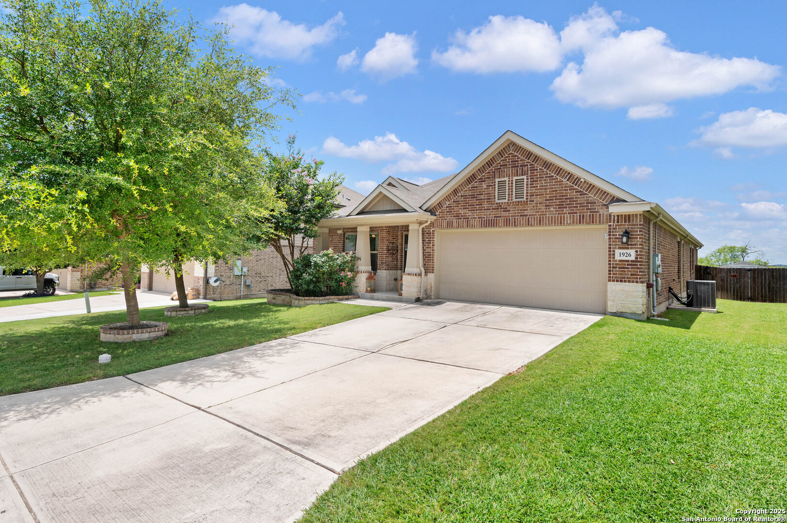 1926 Kalli Jo Ln
