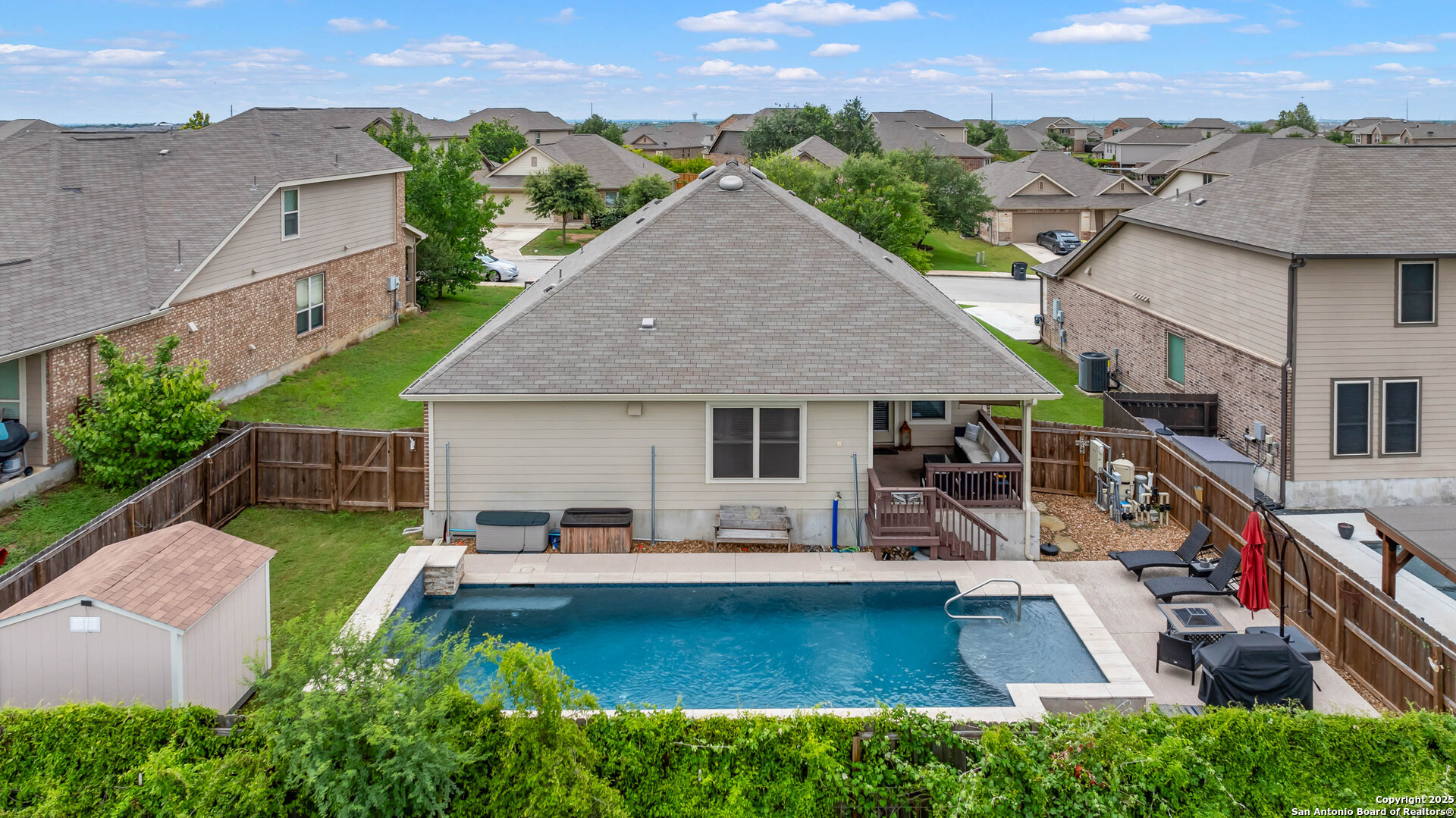 1926 Kalli Jo Ln