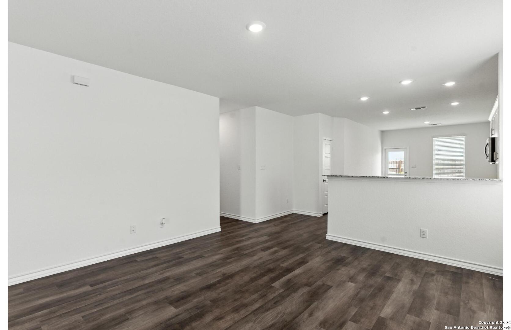 128 Country Elm