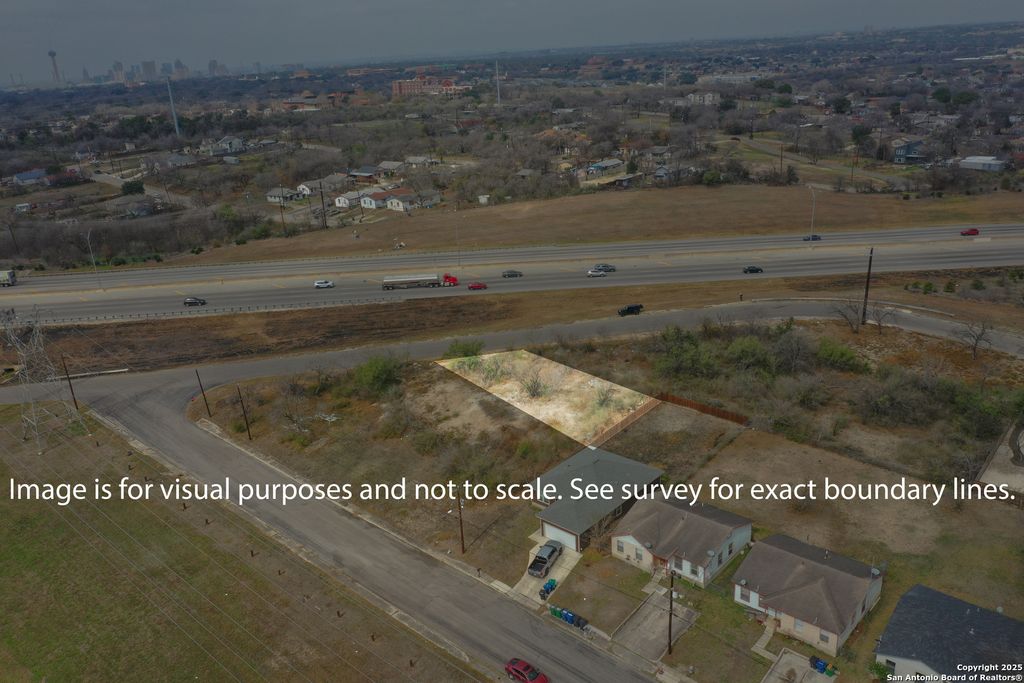 Photo of 714 HAMPTON, San Antonio, TX 78220 (MLS # 1840996)