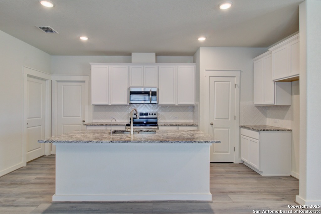 11122 Gaillardia Valley