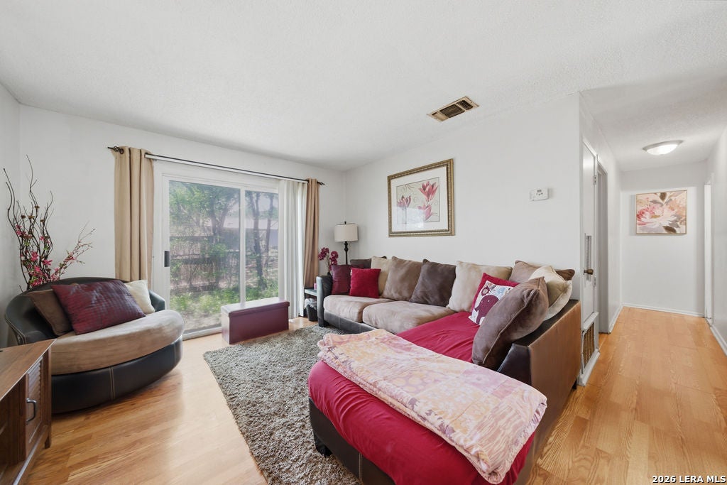 Photo of 603 W BYRD BLVD, Universal City, TX 78148 (MLS # 1964545)