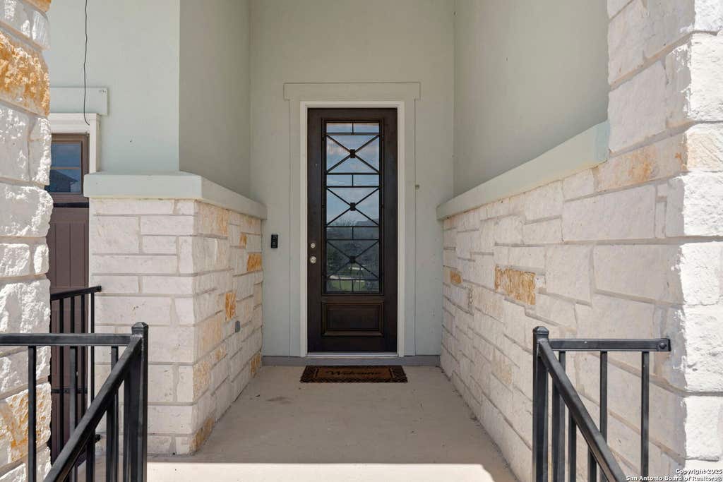 Photo of 6533 Crockett Cv, Schertz, TX 78108 (MLS # 1896623)