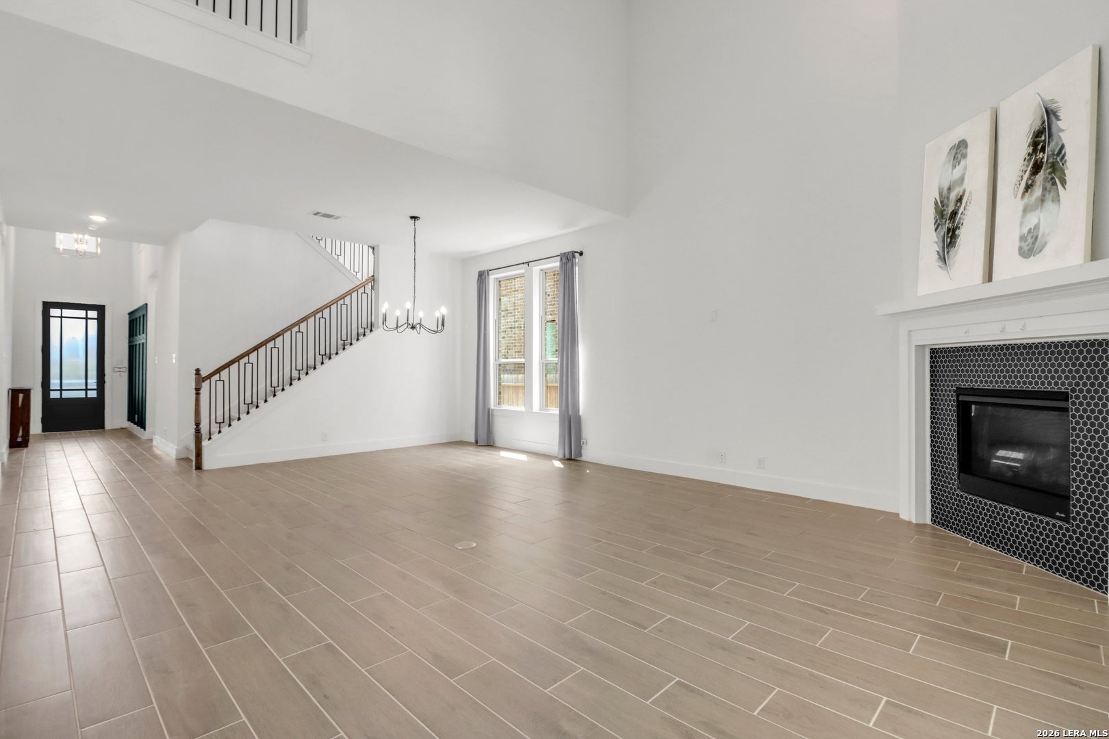 1421 Escarpment