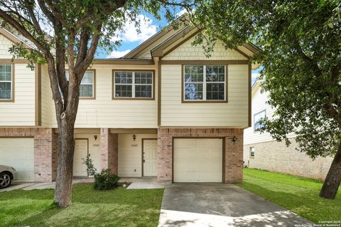 13603 Woodstone Way San Antonio TX 78233