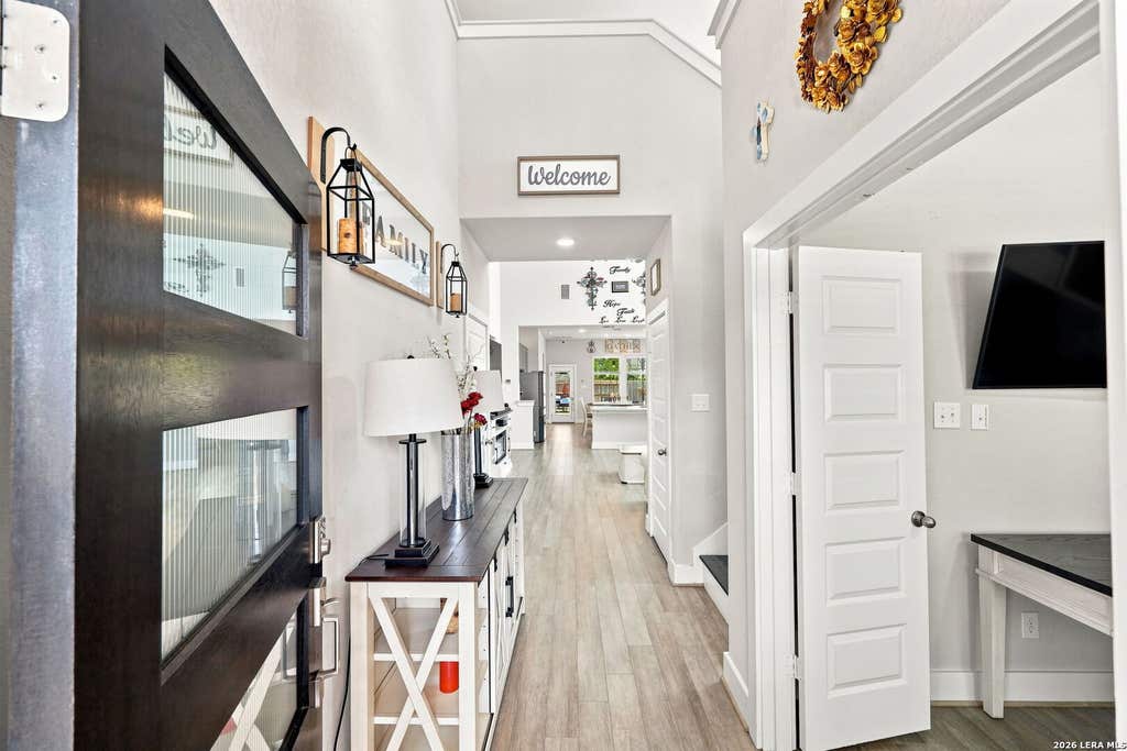 Photo of 12705 BIG VALLEY CRK, San Antonio, TX 78254 (MLS # 2008141)