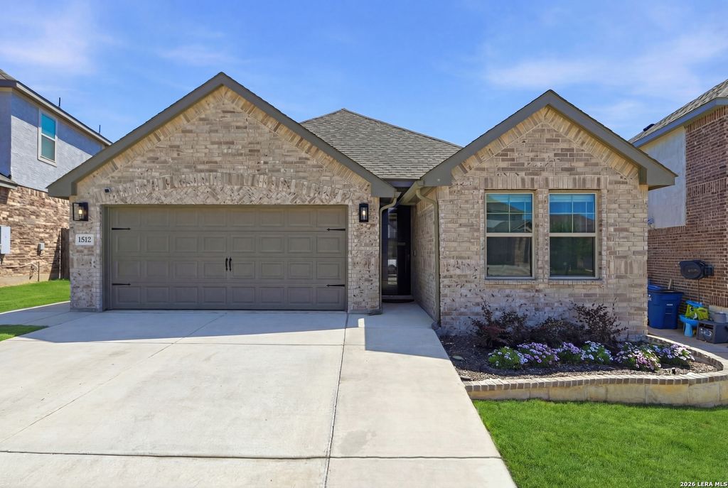 Photo of 1512 Arcadian Lily, San Antonio, TX 78245 (MLS # 1954985)