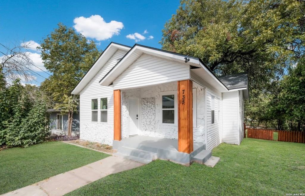 Photo of 735 Gulf, San Antonio, TX 78202 (MLS # 1990814)