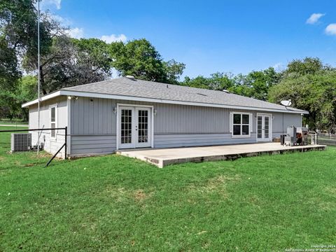 A home in La Vernia