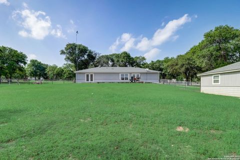 A home in La Vernia