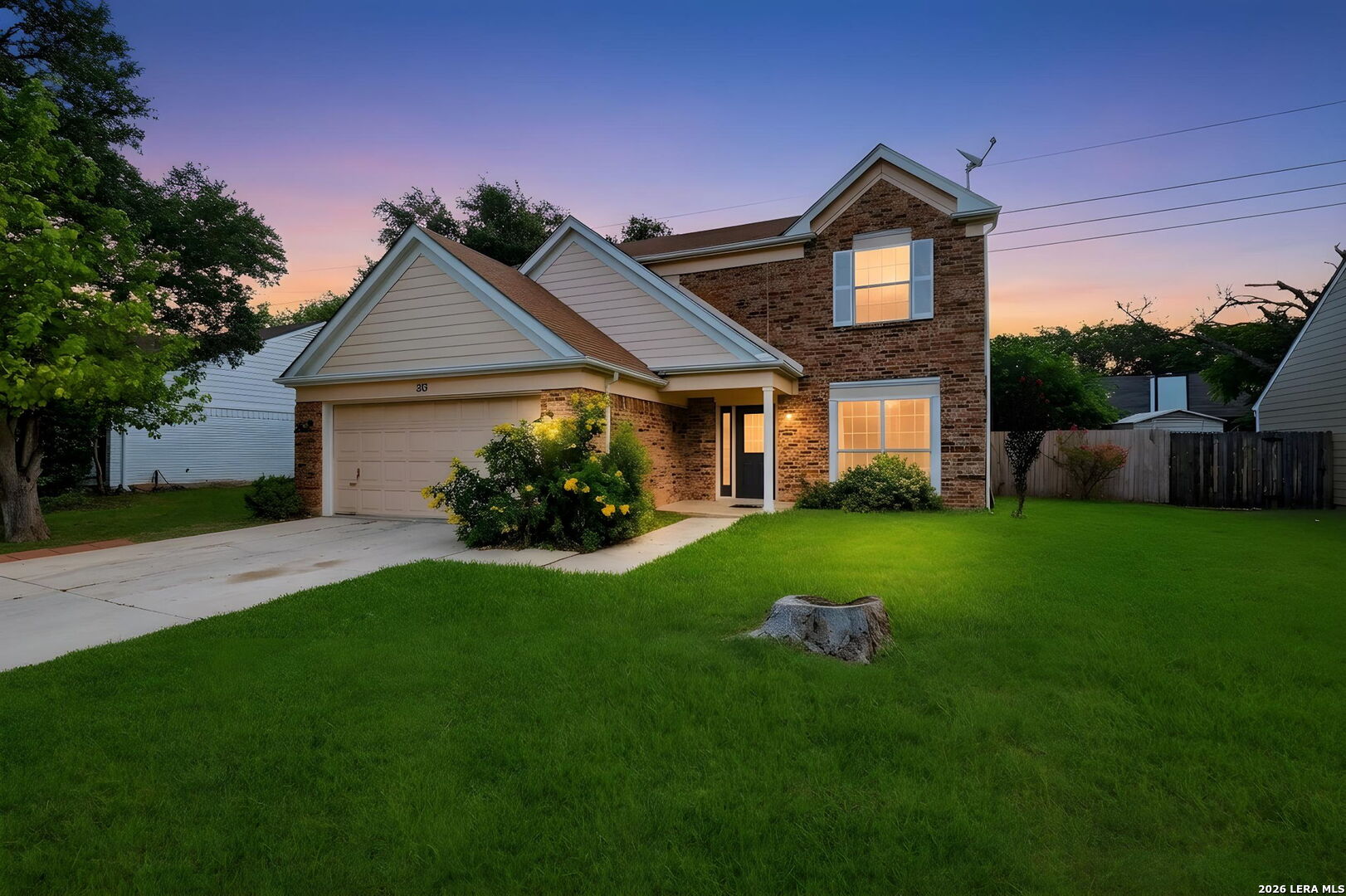 Photo 1 of 32 — 333 SUNROSE LN, Cibolo, TX 78108