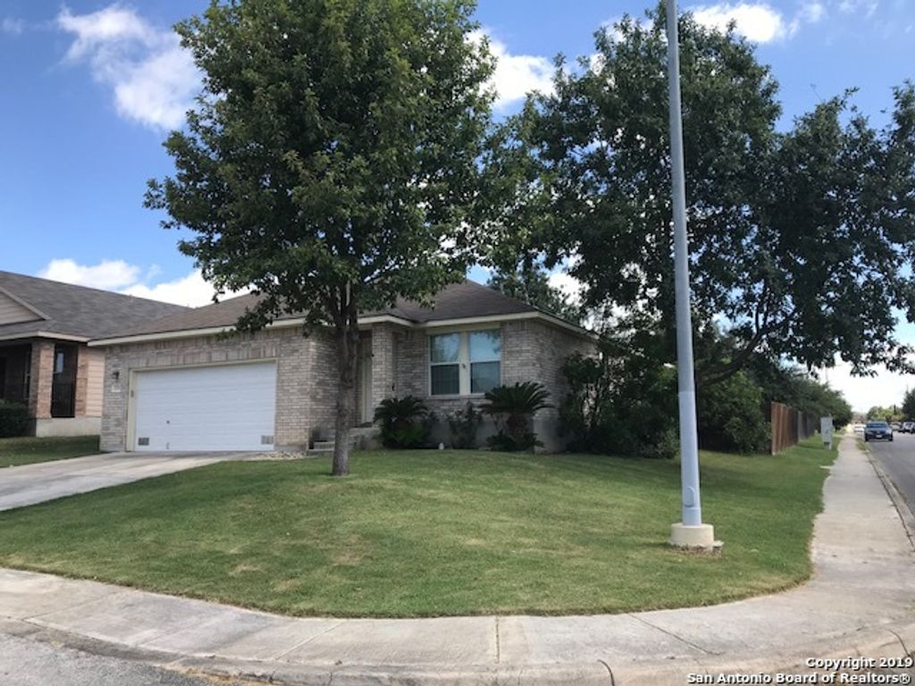 Photo of 11003 Dublin Briar, San Antonio, TX 78254 (MLS # 1952037)
