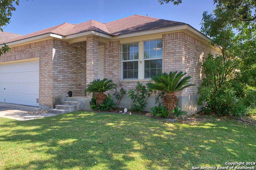 Photo of 11003 Dublin Briar, San Antonio, TX 78254 (MLS # 1952037)