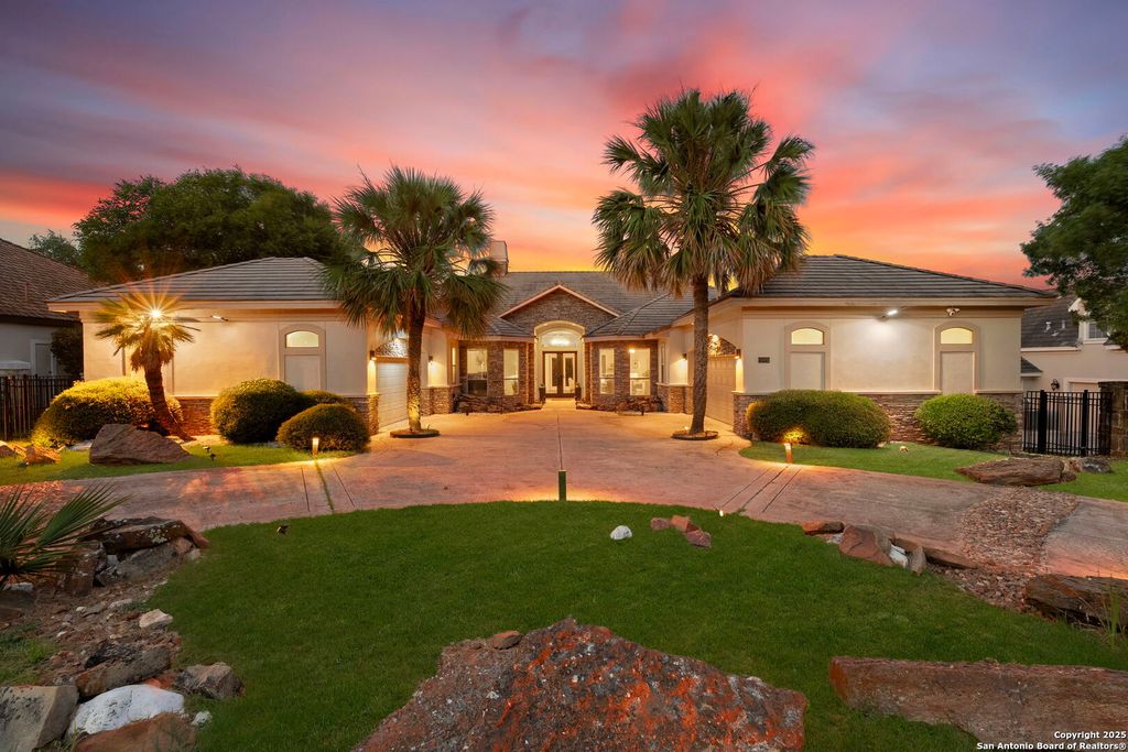 Photo of 24626 Bogey Ridge, San Antonio, TX 78260 (MLS # 1933074)