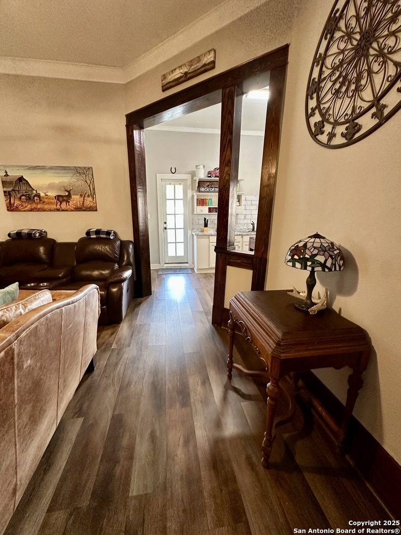 Utopia, Texas 78884, United States, 3 Bedrooms Bedrooms, ,1 BathroomBathrooms,Residential,Active,159415