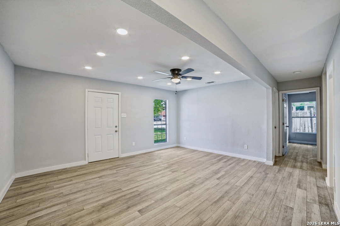 Search 3646 W POPLAR ST.