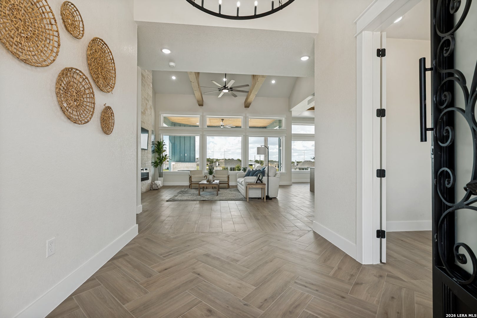 157 ESTATES DR
