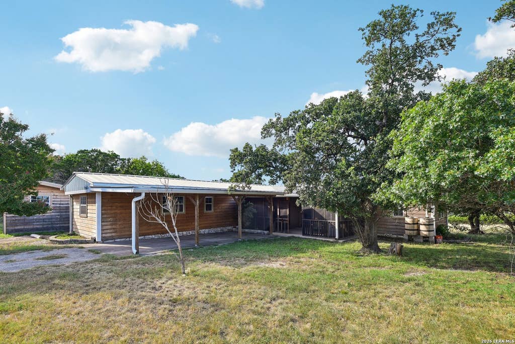 Photo of 780 Mountain Dr, Kerrville, TX 78028 (MLS # 1938439)