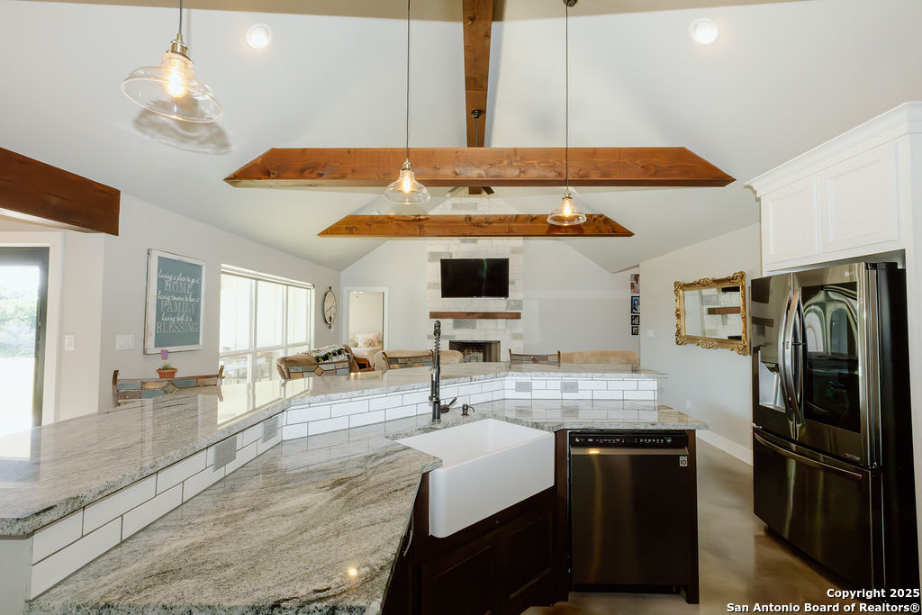 277 brown saddle
