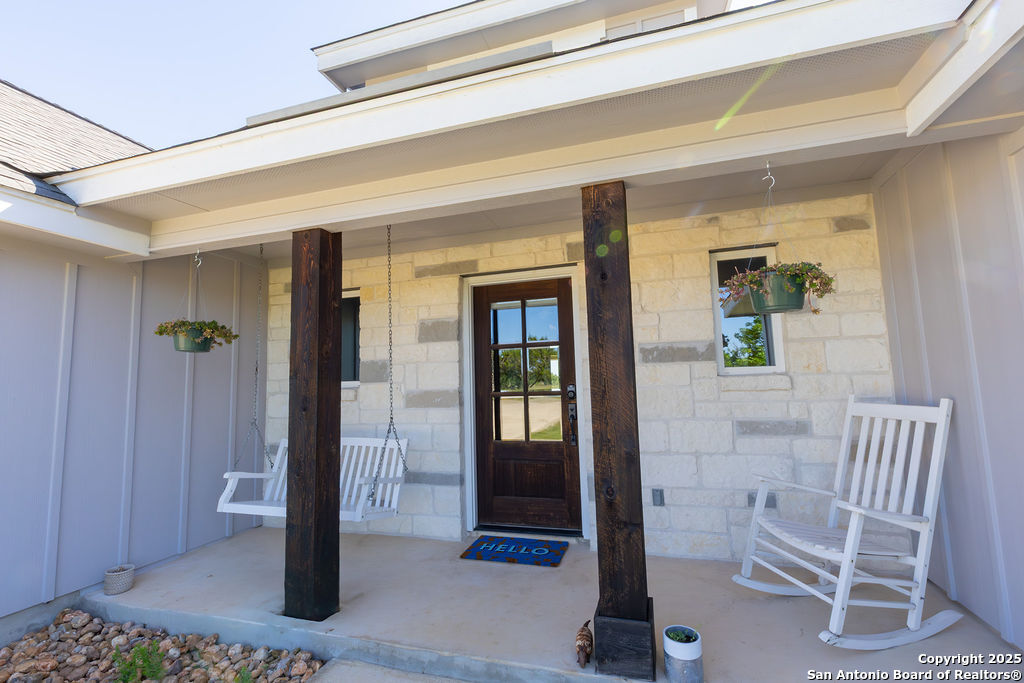 277 brown saddle
