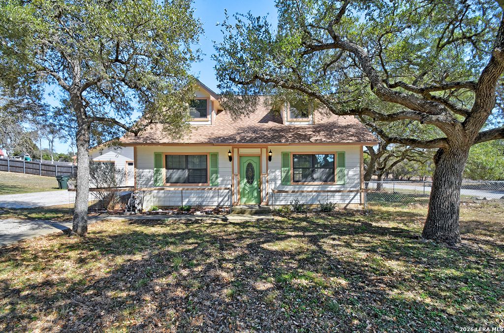 Photo of 1009 Tanglewood, Spring Branch, TX 78070 (MLS # 1944710)