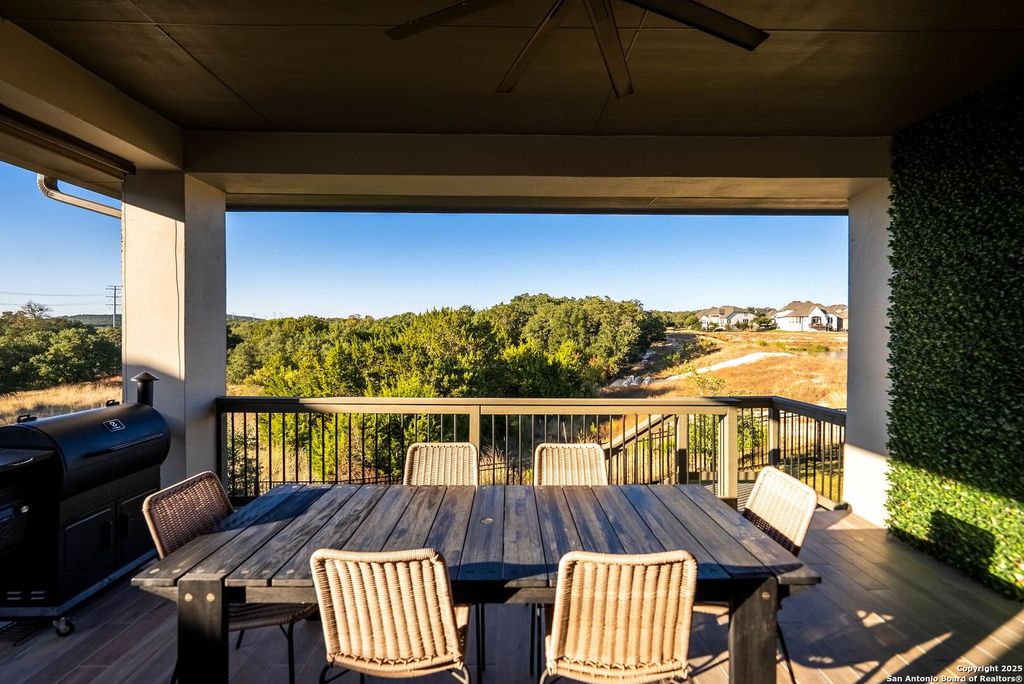 Photo of 306 Navarro, Boerne, TX 78006 (MLS # 1923326)