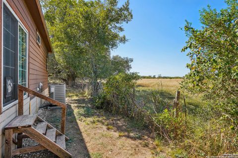 A home in Bandera