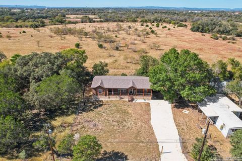 A home in Bandera