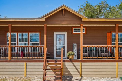 A home in Bandera